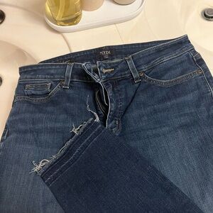 Women’s jeans